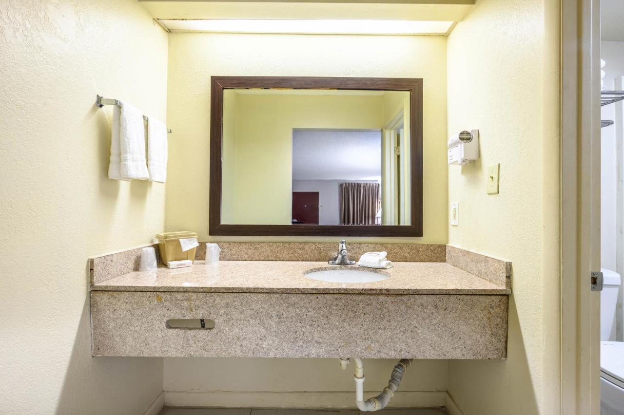 Red Roof Inn Sylacauga Esterno foto